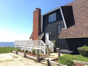 A-Frame cabin with private beach & epic sunsets - Image 5
