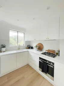 Apartment In Freshwater - Image 5