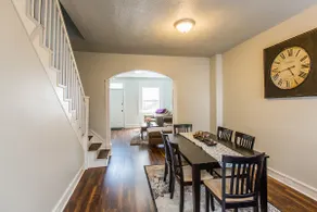 Lovely Downtown Townhome - Image 3