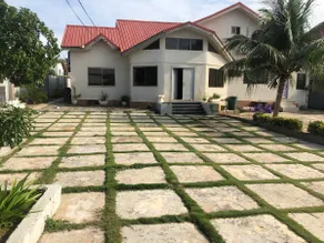 Nice Comfy apartment, 10 min from popular beaches. - Image 4