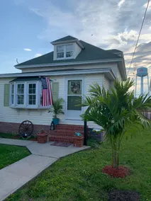 Watermans Hideaway, Tangier Island, Chesapeake Bay - Image 2