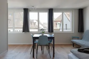 Studio Apartment Van Gogh IV - Image 4