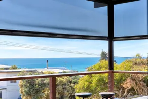 Haven on Herrick - Luxury by the Beach - Image 3