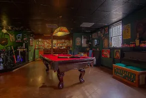 The Retreat-Hot Tub-Theater-Bar-6000sqft - Image 3