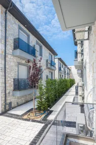 Valeri luxury stone deluxe apartment - Image 4