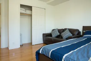 Private Self Checkin Apartment 7 mins to SFO - Image 4