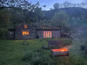 Secluded Mountain Retreat - Image 2