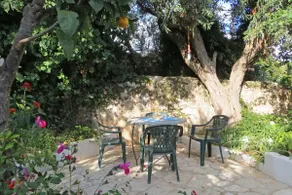 Phoebe house in idyllic Methoni 500m from beach. - Image 2