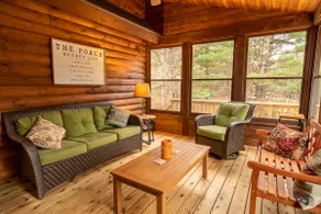 Spacious Lakefront Lodge, Kayaks/Canoes Included! Pet Friendly! - Image 5