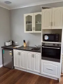 Self Contained and Private Unit - Image 2