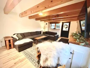 Stay near Jay Peak at your own private cabin with 18 brookside acres! - Image 4