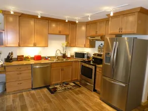 Primrose Condo - Image 1