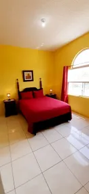 Near Ocho Rios/AC/Balcony/Hot Water/Quiet/2 Bed/8A - Image 2
