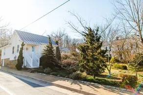 The Cottage on Main -Virginia Wine & Horse Country - Image 5