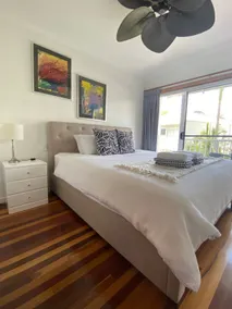 Large Top Floor Villa | Walk to the river + cafes - Image 2