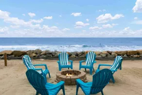 Beachfront w/Fire Ring in Sand, Near Restaurants - Image 3