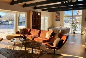 Child-friendly villa with outdoor lounge, close to beach & golf - Image 3