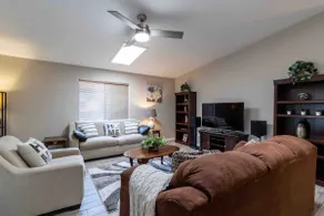 Territorial Oasis 3BR/2BA centrally located in Sierra Vista - Image 3