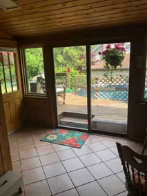 Rosie’s Eastside Garden Bungalow - Image 4