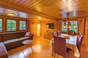 Charming Little Chalet for 6 People & Free Ski Lockers - Image 4