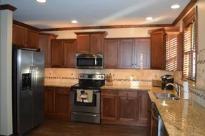 Paradise Pines: A Cozy Group Getaway - Image 3