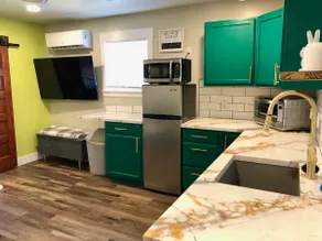 2 bedroom apartment in Downtown Fruita with bike storage! - Image 3