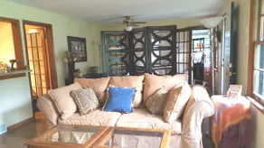KAREN'S PLACE..Lovely Home, Convenient Location - Image 3
