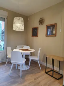 Apartments right in the center, bright 3-bedroom apartment - Image 3