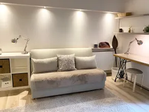 Paris studio overlooking garden - Image 2