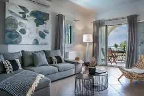 AthinaisLakVilla - Image 3
