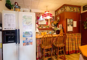 Trundle Private Suite Location Lily Garden BnB - Image 3