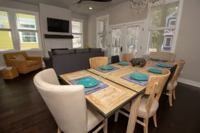 Beach Nest, Sleeps 20, 5 min. to Lake Michigan. - Image 3
