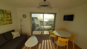2-room sea view apartment 50 m from the beach 4 people - Image 2