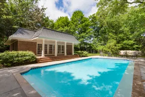 $4M - 9,000ft Belle Meade Estate w/ Pool - Image 4