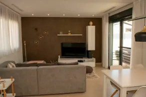 Villa with private swimmingpool & jacuzzi - Image 4