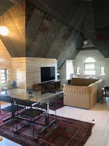 private attic loft, and pet friendly - Image 2
