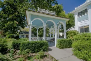 The Dickey House, Prairie Suite - Image 3