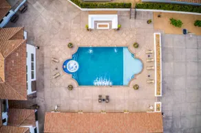 Hacienda Style. “Casa de La Bonita” (La Bonita House) - Image 2