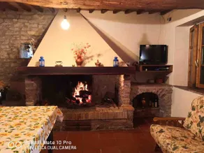 Monterotondo Marittimo Ancient Tuscan farmhouse - Image 4