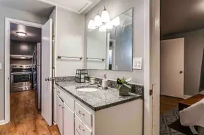 Historic Downtown Retreat, Steps From The Square! - Image 3