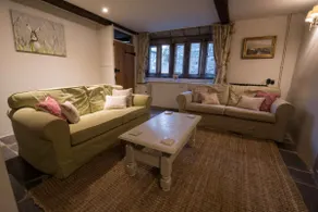 Swanfold - Image 3