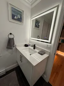 Newly renovated 1 BR apt in IPS - Image 4
