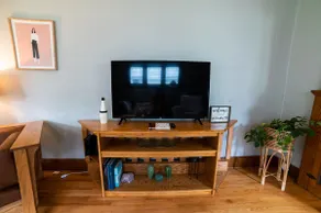 Beautiful Craftsman Bungalow - Centrally located! - Image 5