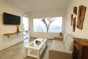 Villa porch - Image 3