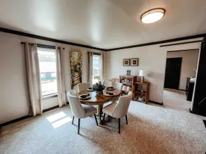 Luxury on 21st - Image 4