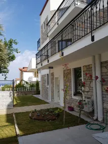 Datça Zeytin Houses 2+1 (Apartment 2, Garden Floor) - Image 4