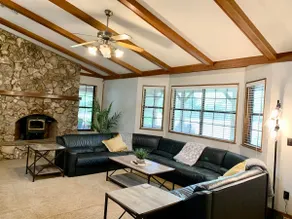 Cabin in the Country - Image 3