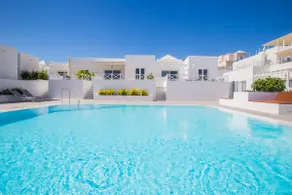 Flower Beach Suite 25 - Image 5