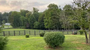 Bledsoe’s River Inn.  Cottage in the heart of wine country near Mtns. & Mayberry - Image 3