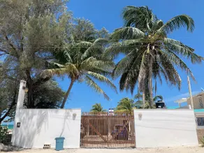 Rustic house for relaxation, facing the sea with a swimming pool - Image 2